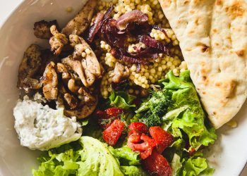 Easy Weeknight Greek Chicken Bowls