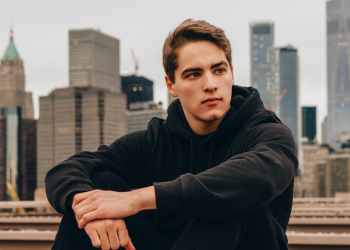 Dylan kelley wavebreak