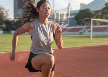 My Absolute Favorite Pre-Jog Dynamic Running Stretch