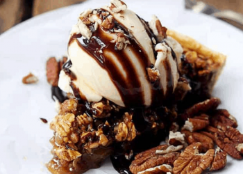 Oatmeal Pecan Pie | The Recipe Critic