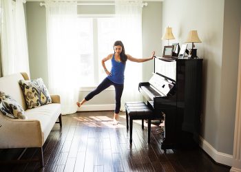 3 Keys To Improving Balance, According to a Trainer