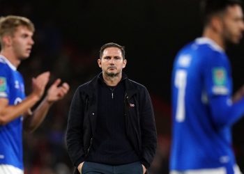 Carabao Cup hits and misses: Frank Lampard endures darkest night as Everton boss as familiar failings return | Football News