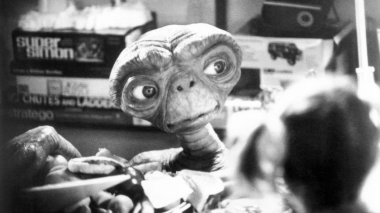 E.T. Goes on the Auction Block in December – The Hollywood Reporter