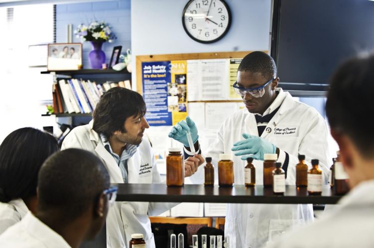 Some HBCUs strive for R-1 status with record research dollars