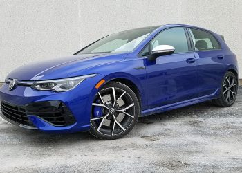 Test Drive: 2022 Volkswagen Golf R | The Daily Drive | Consumer Guide® The Daily Drive