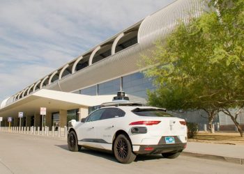 Waymo’s Self-Driving Cars Will Now Take You to the Airport (in Phoenix)